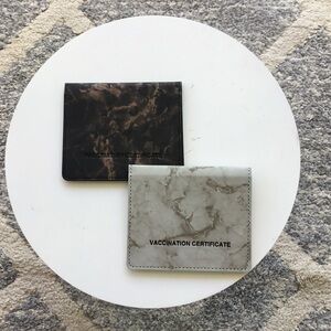 New Vaccination Card Holder, Set of 2